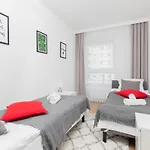 Navalis With Parking In By Renters Apartamento Gdynia