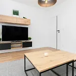 Navalis With Parking In By Renters