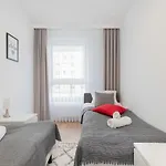 Navalis With Parking In By Renters Apartamento *