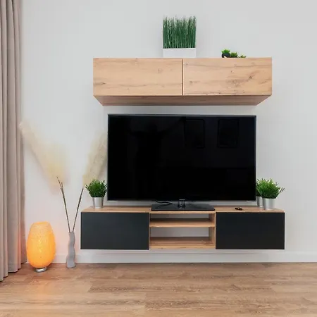 Navalis By Renters Lejlighed *