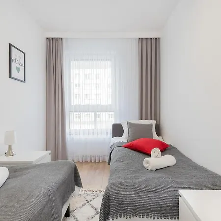 Navalis With Parking In By Renters Lejlighed *