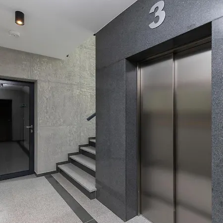 Navalis By Renters Apartment